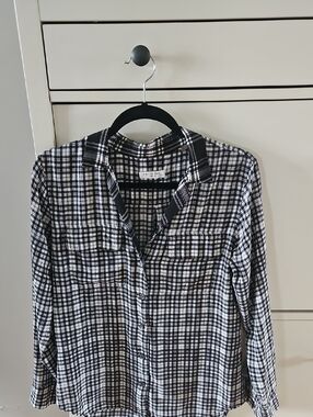 Equipment Black and White Silk Shirt Size Small